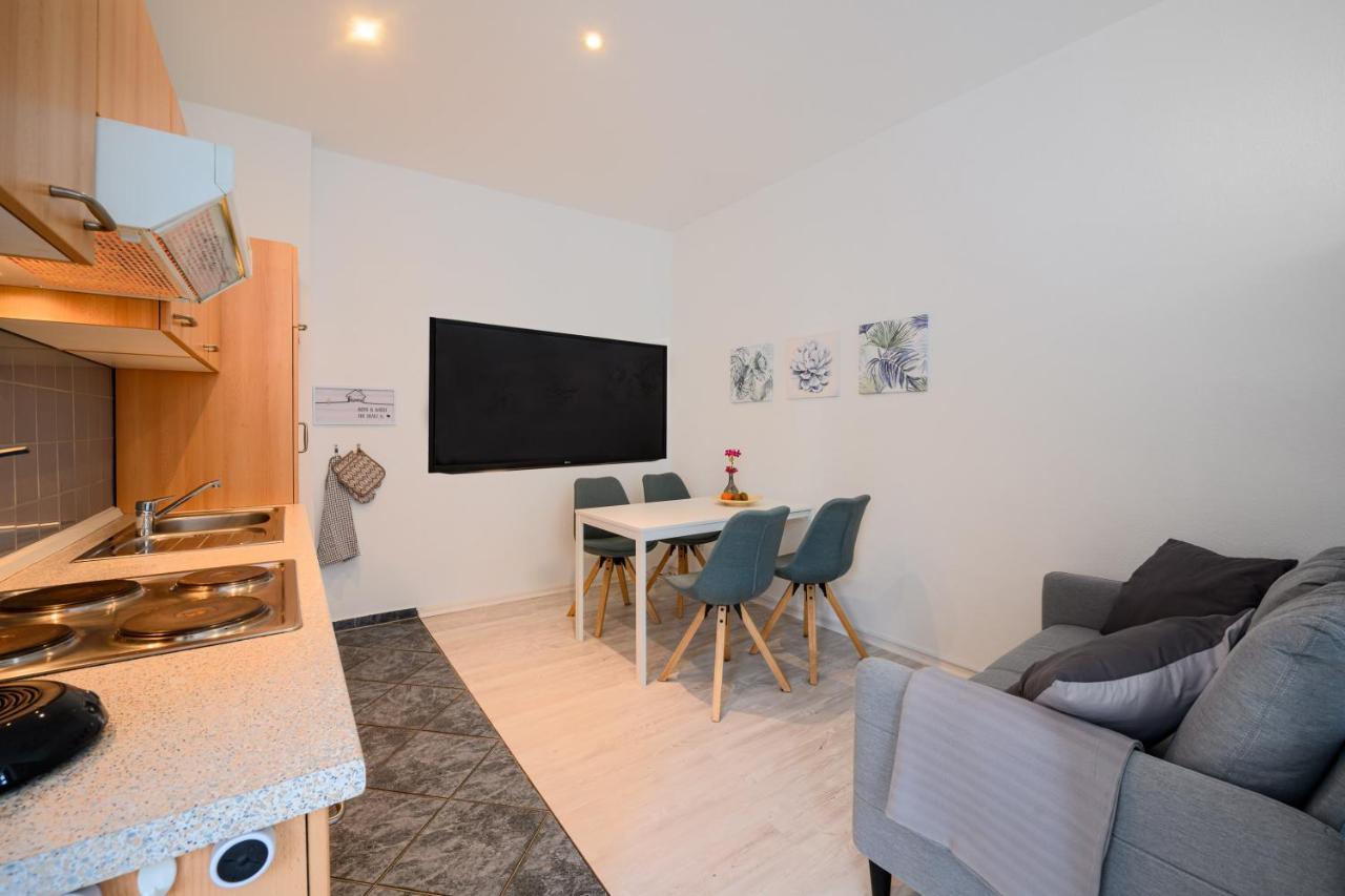 Grosszuegige Wohnung, Top-Lage Auf Dem Werder, Max 4 Personen Magdeburgo Esterno foto